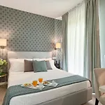 Lady Mary Hotel