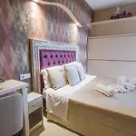 Lady Mary Hotel