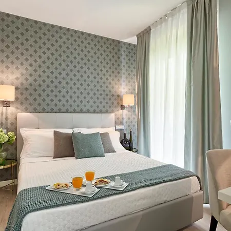 Lady Mary Hotel