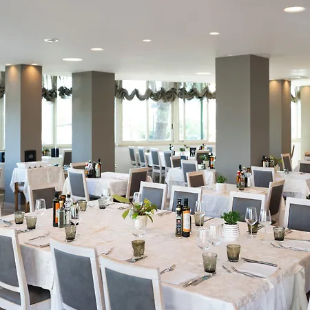 Lady Mary Hotel 3*