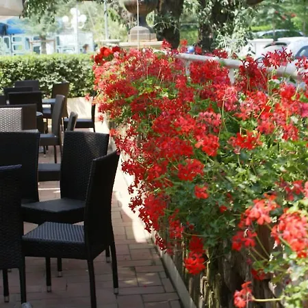 Lady Mary Milano Marittima