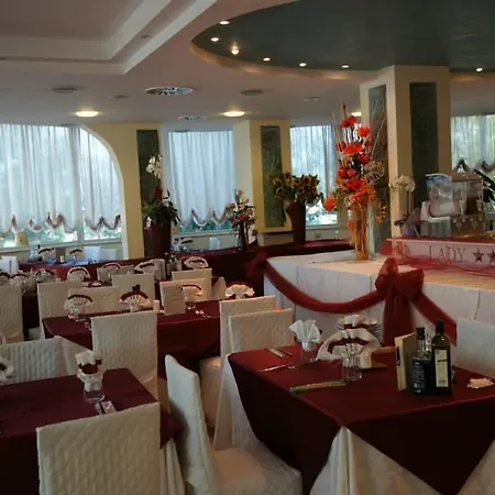 Lady Mary Milano Marittima