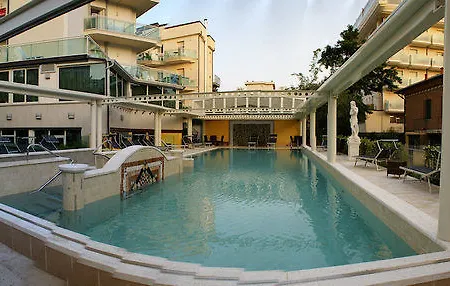 Lady Mary Hotel