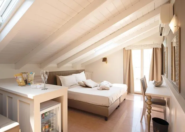 Hotel Lady Mary Milano Marittima