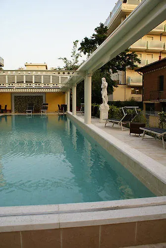 Lady Mary 3* Milano Marittima